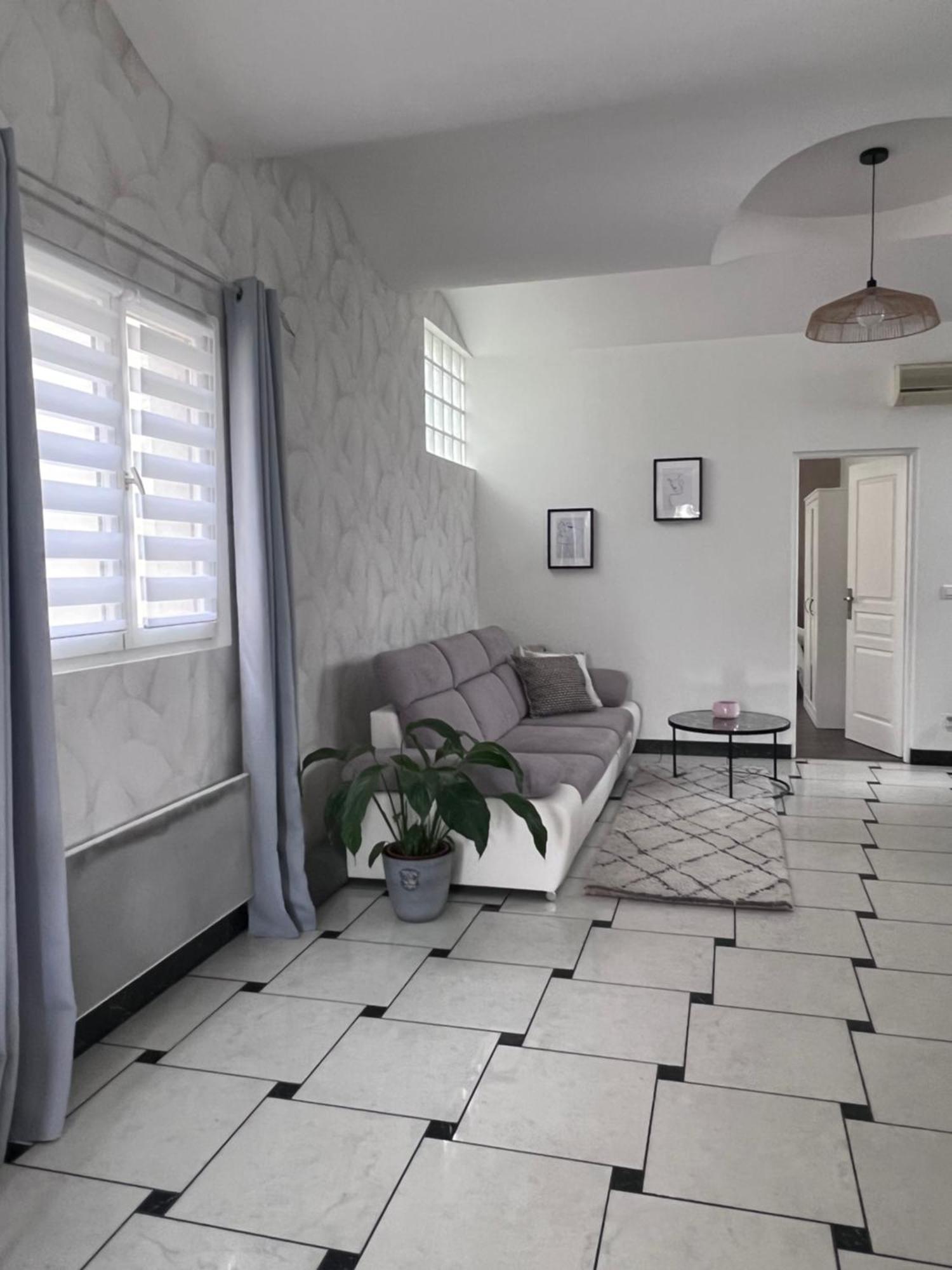 Stea Guesthouse Proche Paris Villeneuve-le-Roi Eksteriør bilde